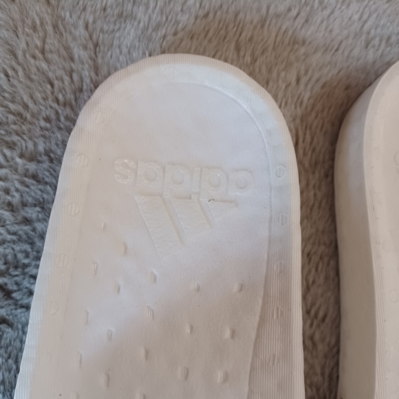 ADIDAS ADILETTE BOOST SLIDES - Picture 4 of 8